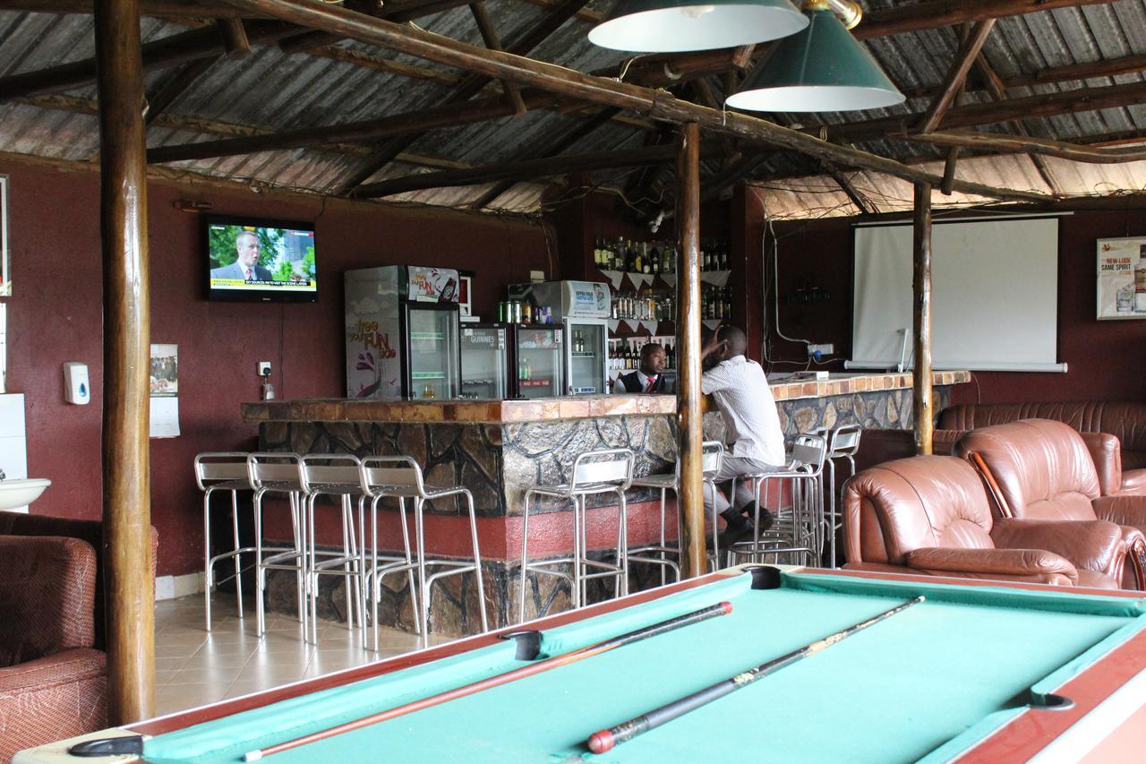 Cepha'S Inn Kabale Екстер'єр фото